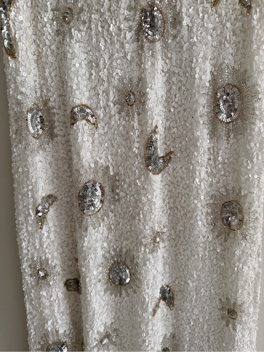 Show me your mumu Embellished White Sequin Maxi Skirt and Top set medium - Picture 4 of 6